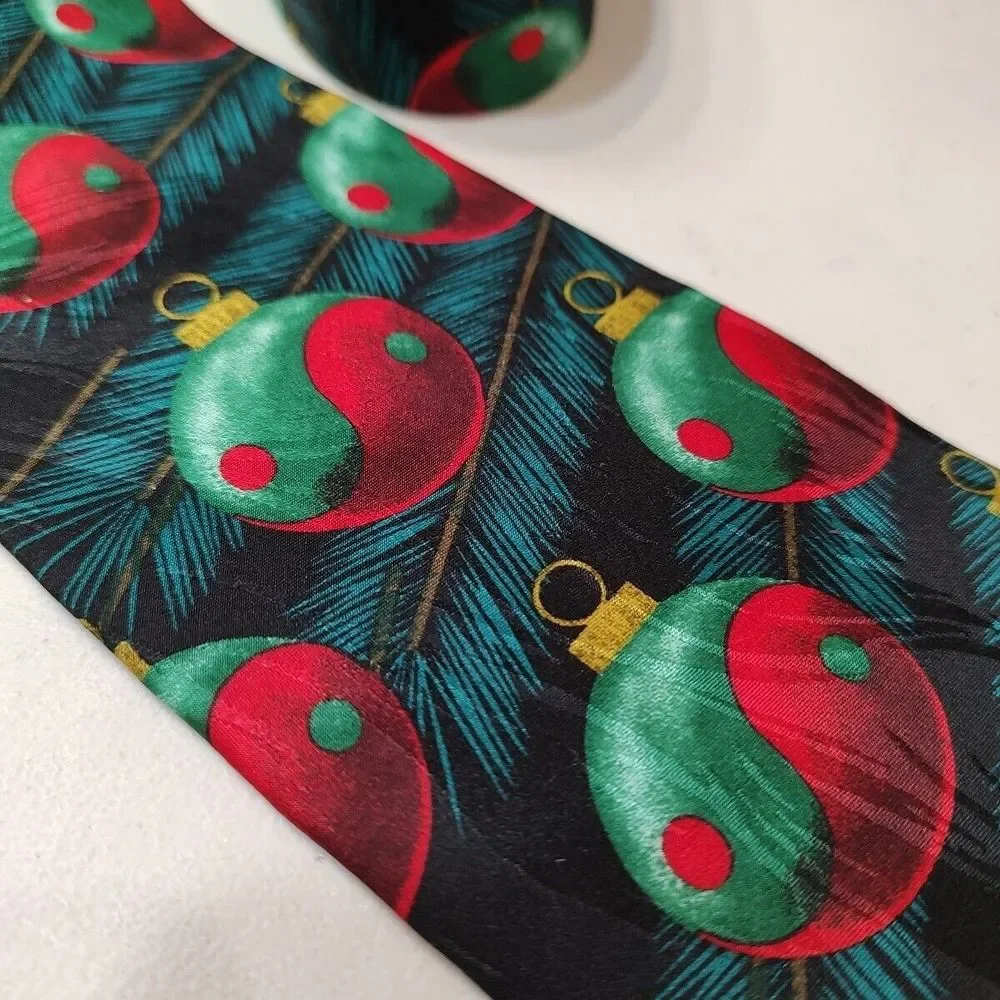 Ralph Martin Zen Ying Yang‎ Christmas Ornament Neck Tie Red Green 1996